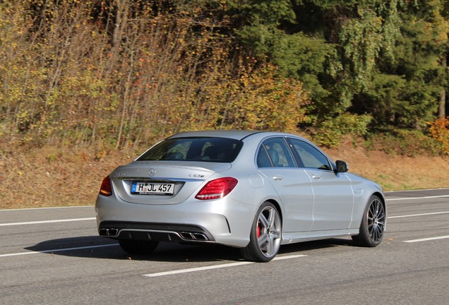 Mercedes-AMG C 63 S W205