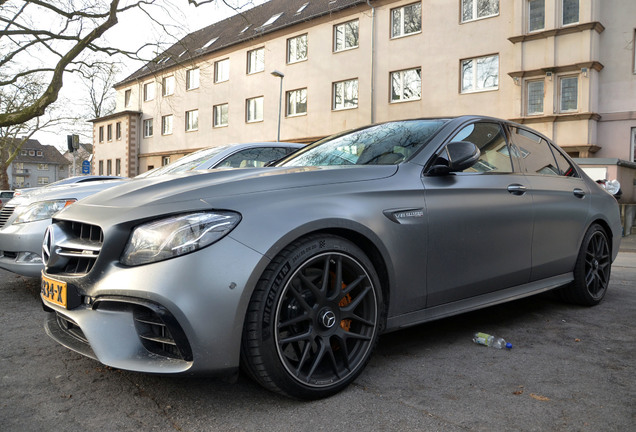 Mercedes-AMG E 63 S W213