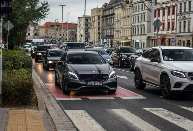 Mercedes-AMG A 45 W176 2015