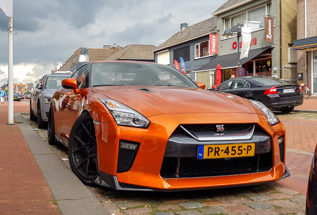 Nissan GT-R 2017