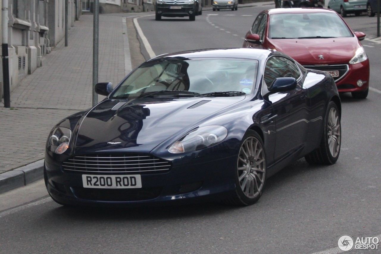 Aston Martin DB9