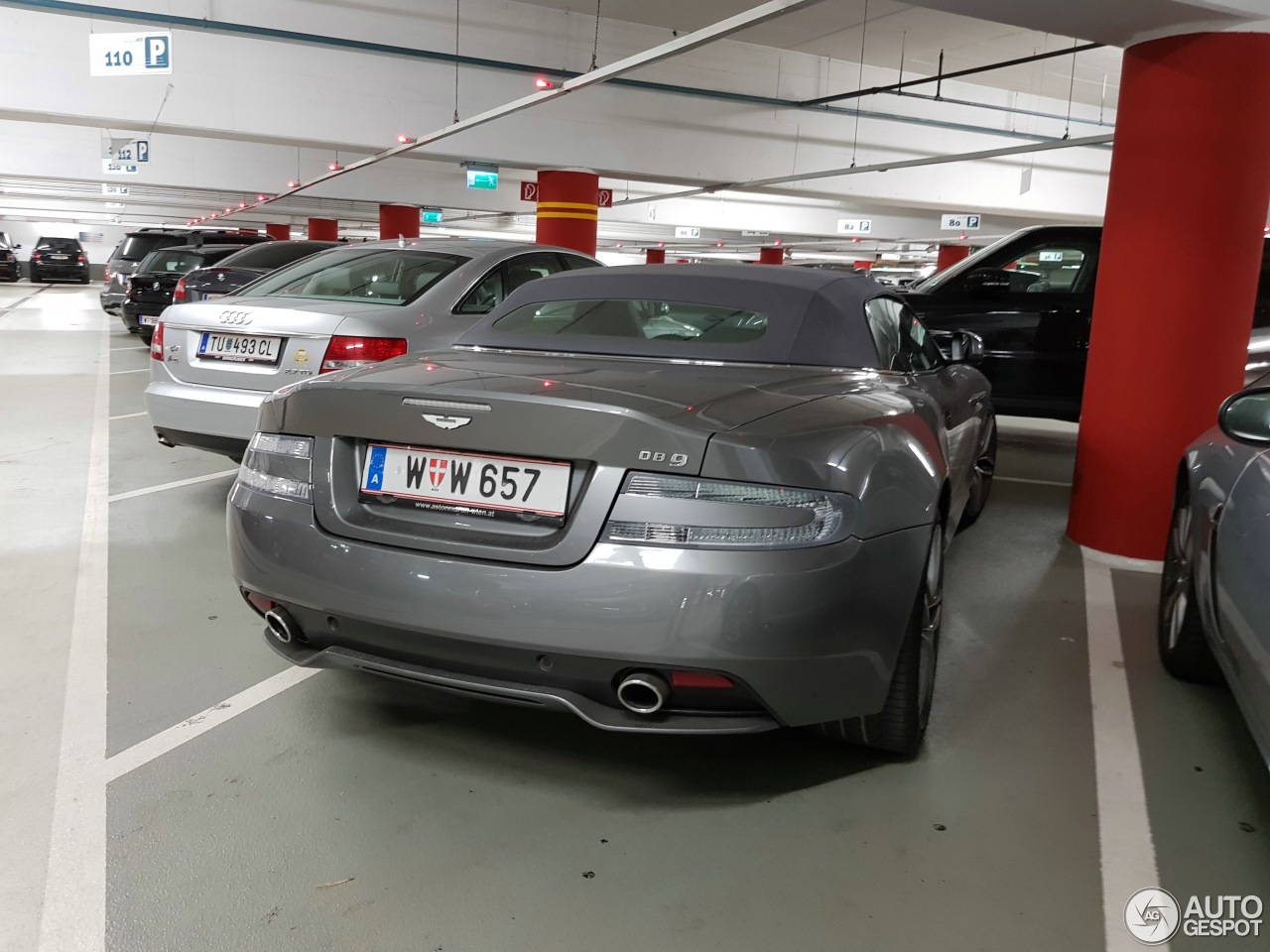 Aston Martin DB9 Volante 2013