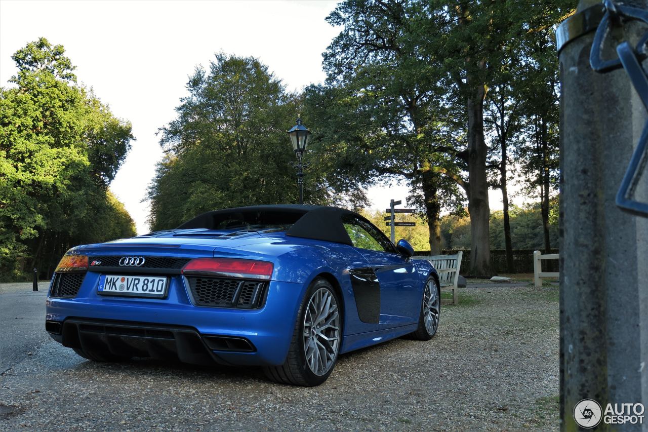 Audi R8 V10 Spyder 2016