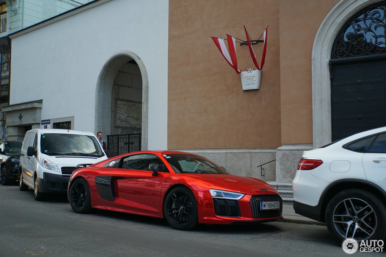 Audi R8 V10 Plus 2015