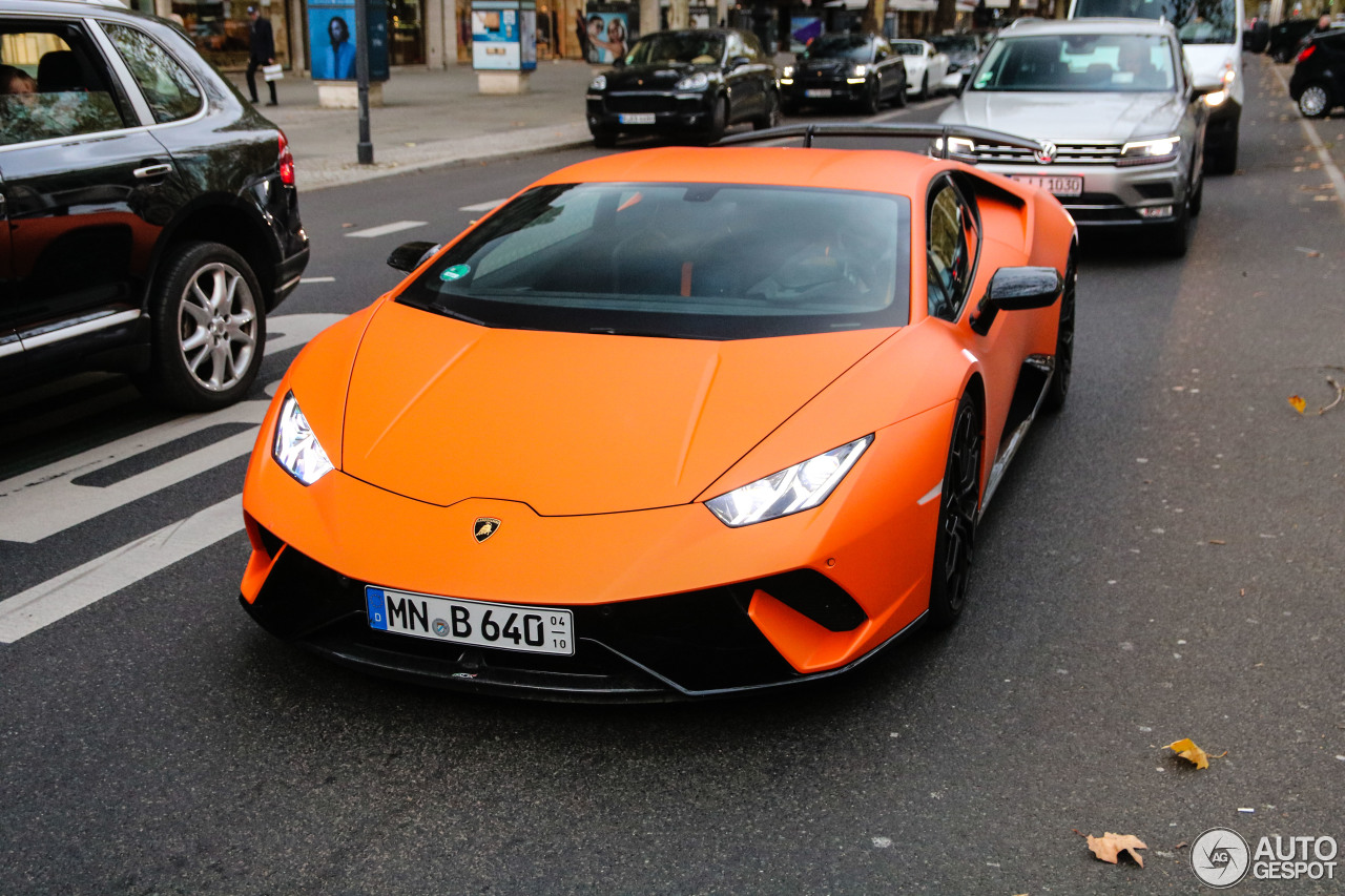 Lamborghini Huracán LP640-4 Performante