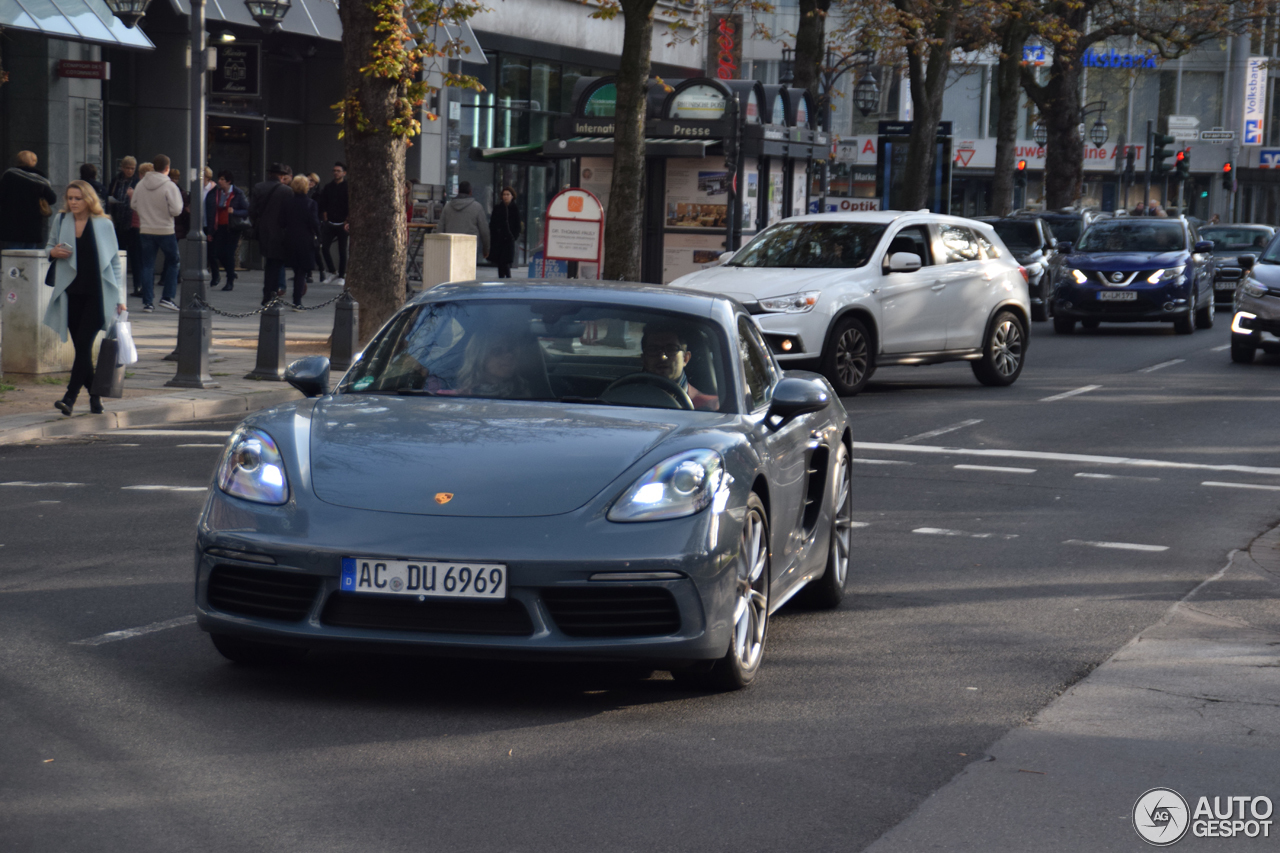 Porsche 718 Cayman S