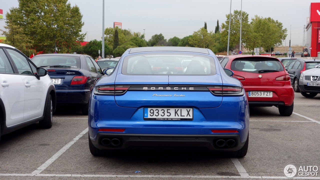 Porsche 971 Panamera Turbo