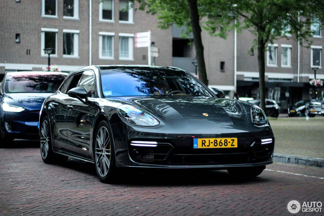 Porsche 971 Panamera Turbo S E-Hybrid Sport Turismo