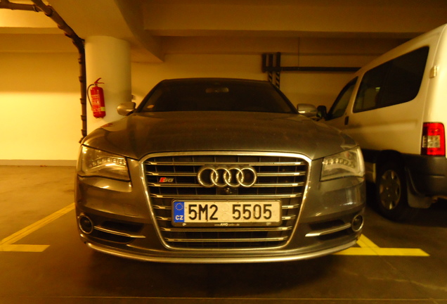 Audi S8 D4