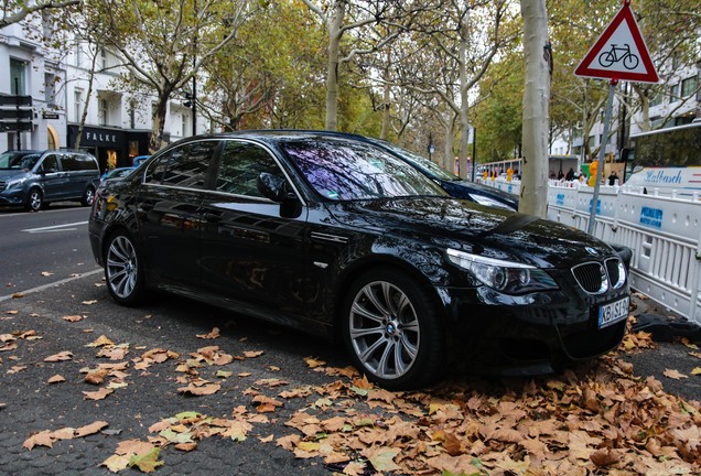 BMW M5 E60 2005