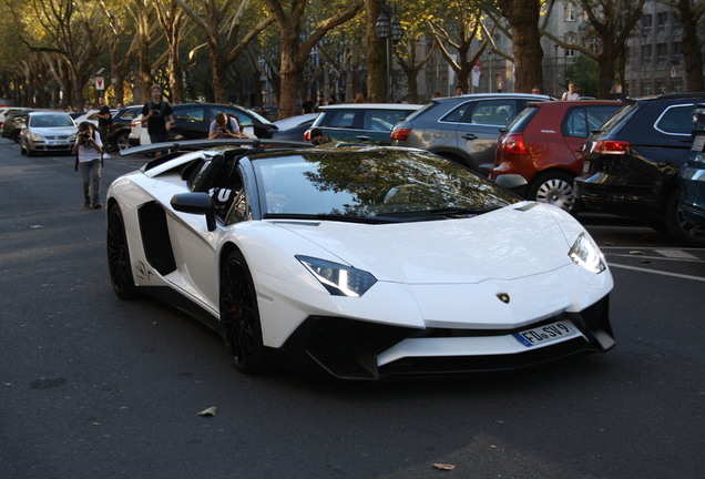 Lamborghini Aventador LP750-4 SuperVeloce Roadster