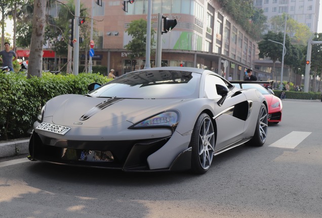 McLaren 570S Vorsteiner VX Aero