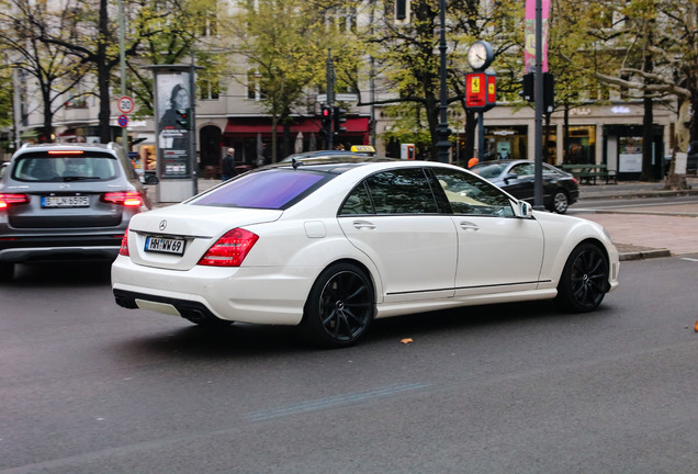 Mercedes-Benz S 63 AMG W221 2011