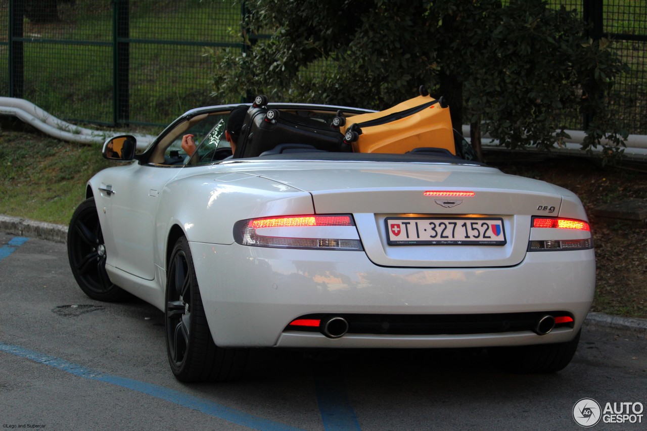 Aston Martin DB9 Volante