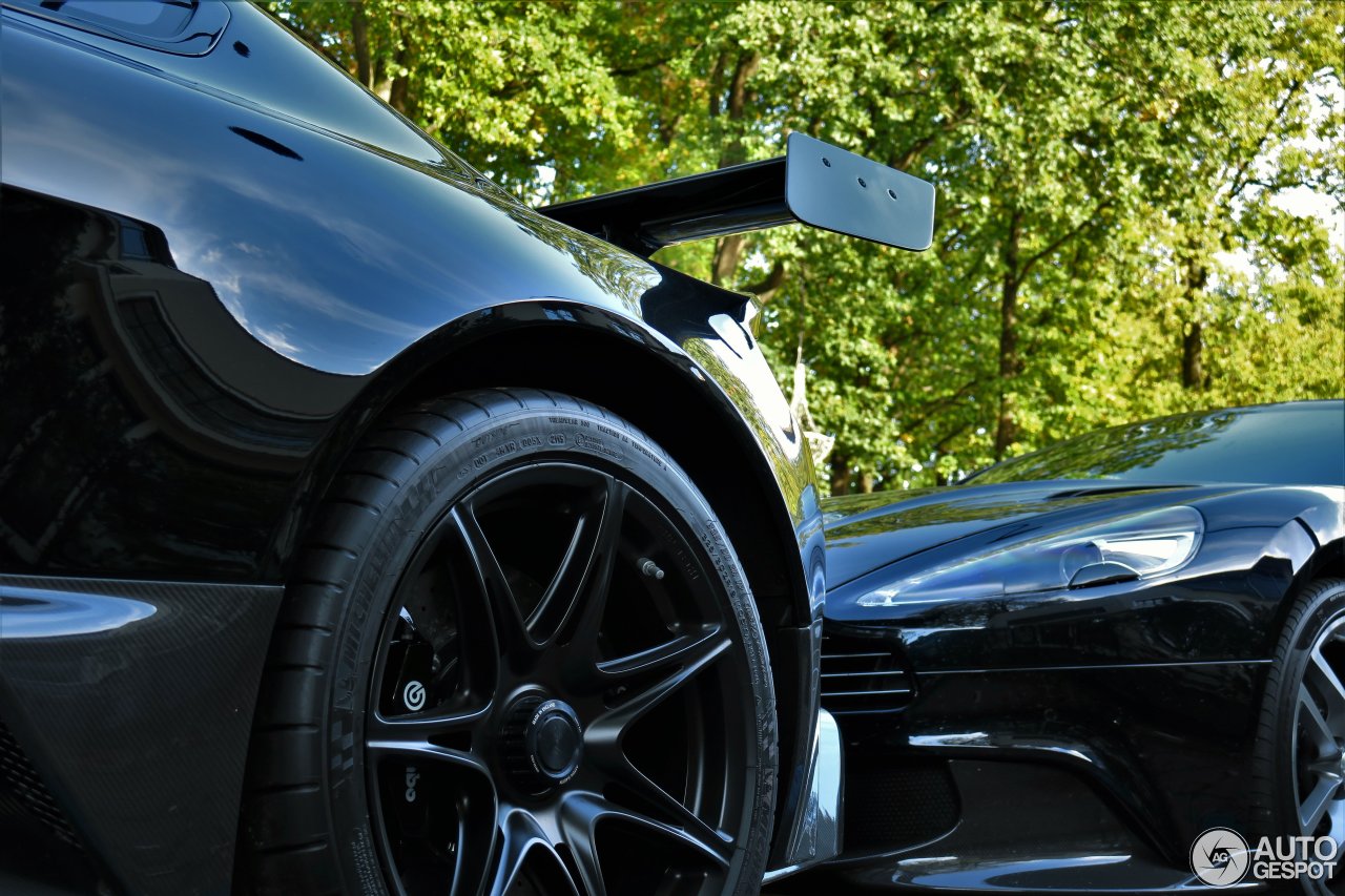 Aston Martin Vantage GT12