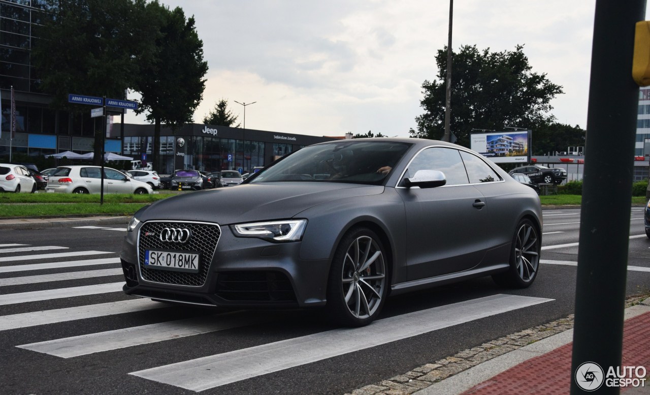 Audi RS5 B8 2012