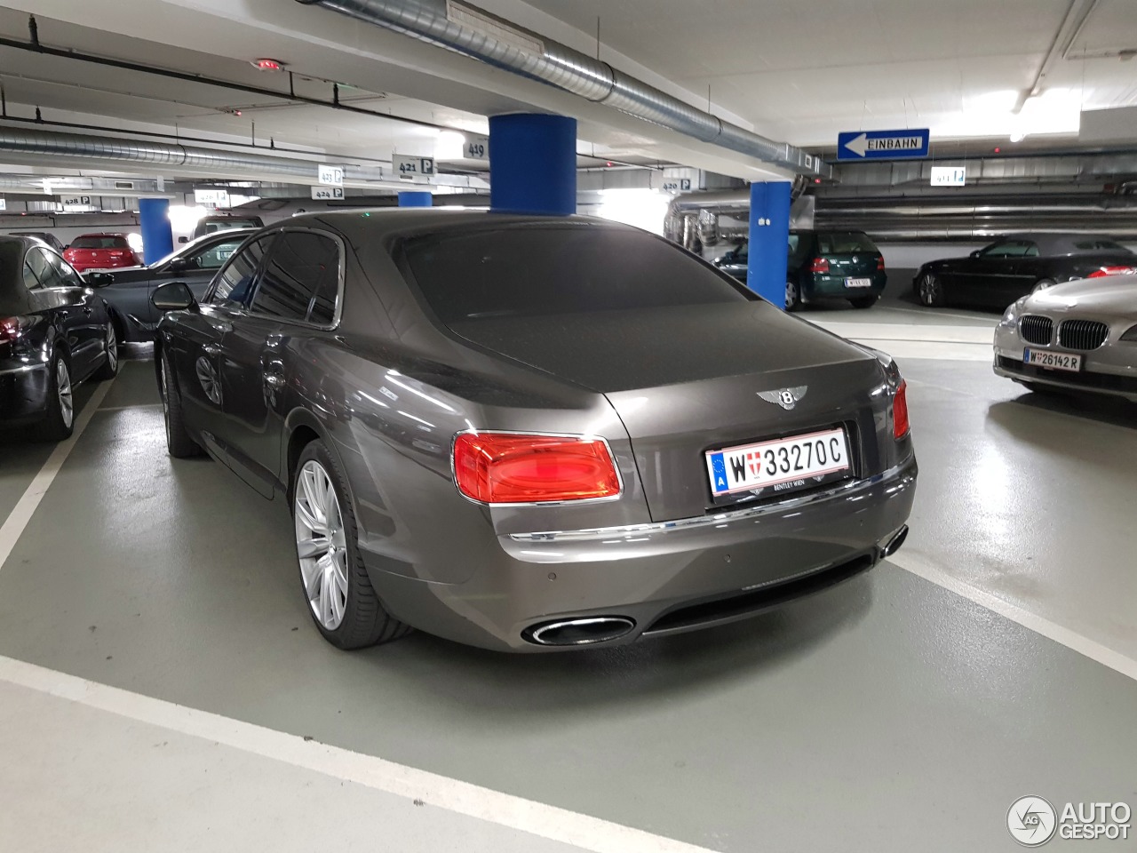 Bentley Flying Spur W12