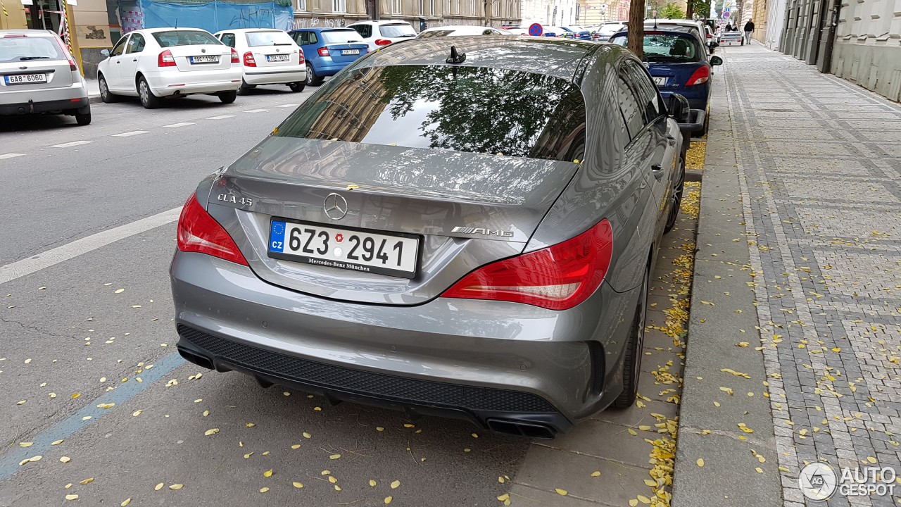 Mercedes-Benz CLA 45 AMG C117