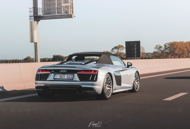 Audi R8 V10 Spyder 2016