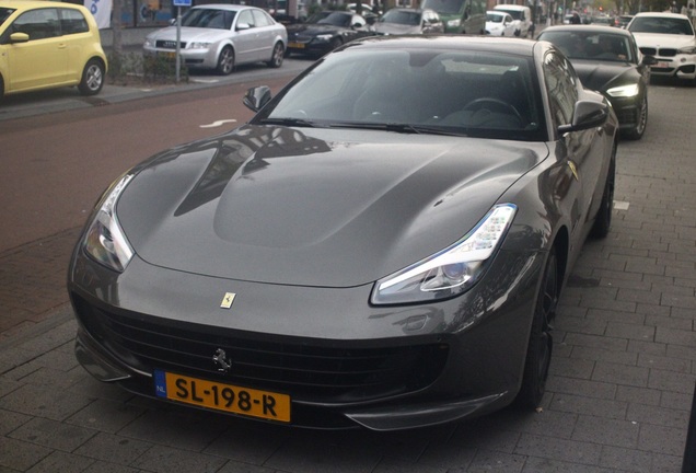 Ferrari GTC4Lusso T