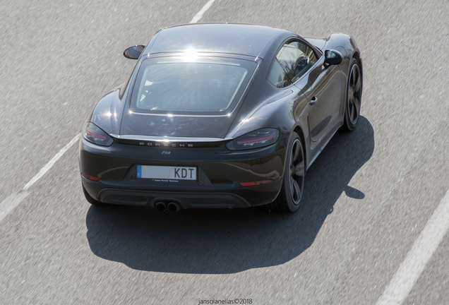 Porsche 718 Cayman S