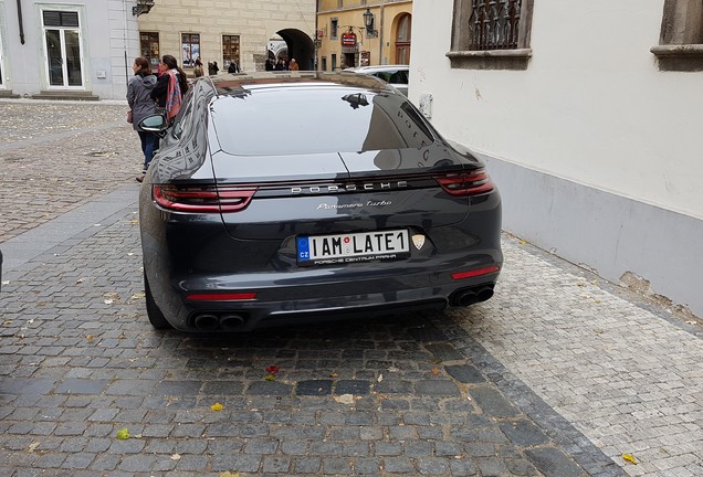 Porsche 971 Panamera Turbo