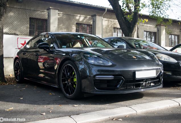 Porsche 971 Panamera Turbo S E-Hybrid