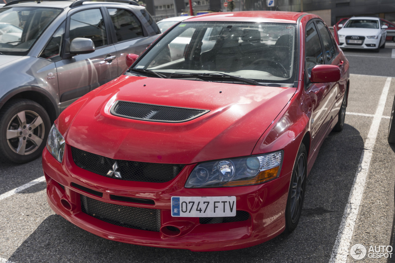 Mitsubishi Lancer Evolution IX