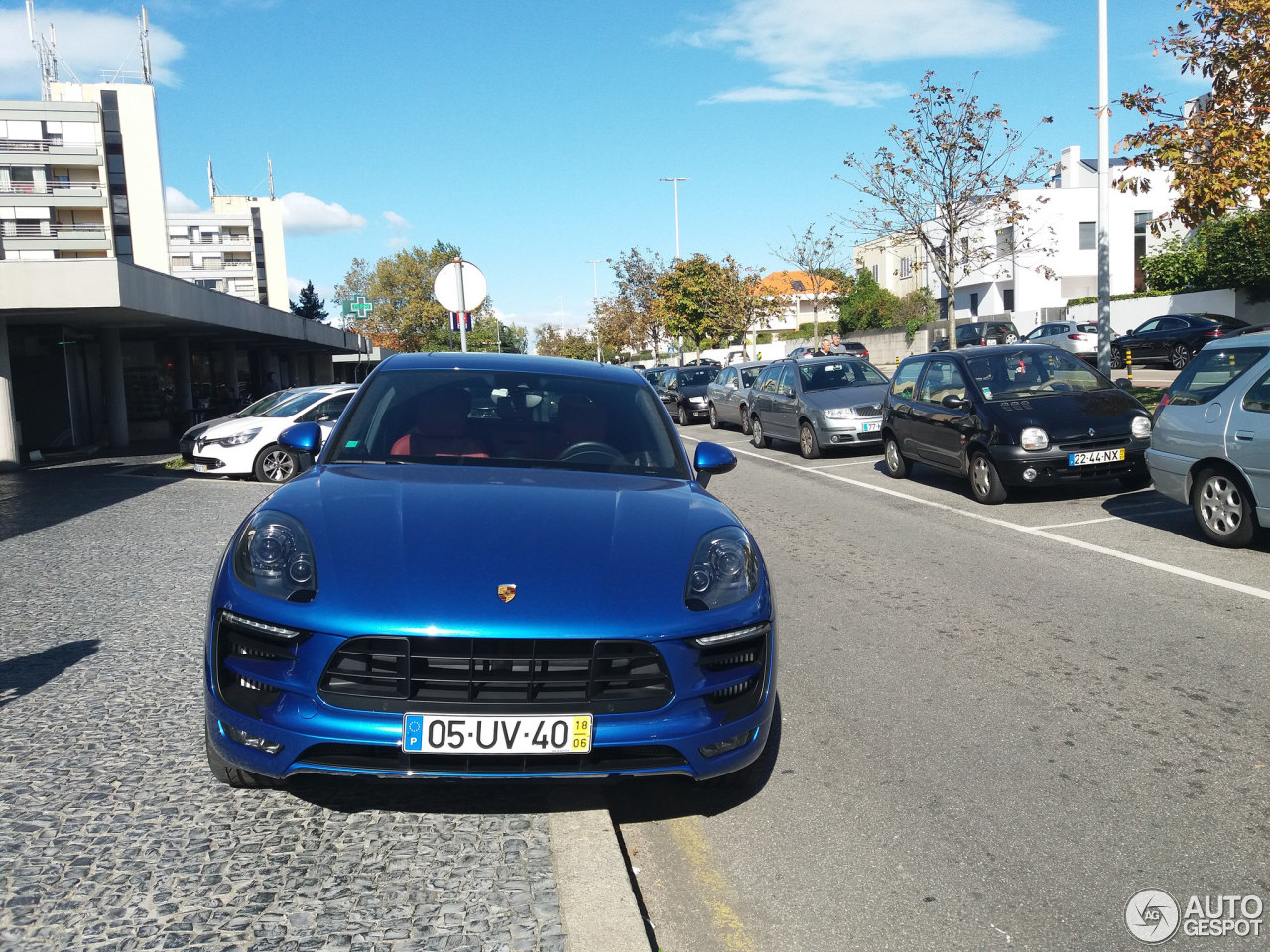 Porsche 95B Macan GTS