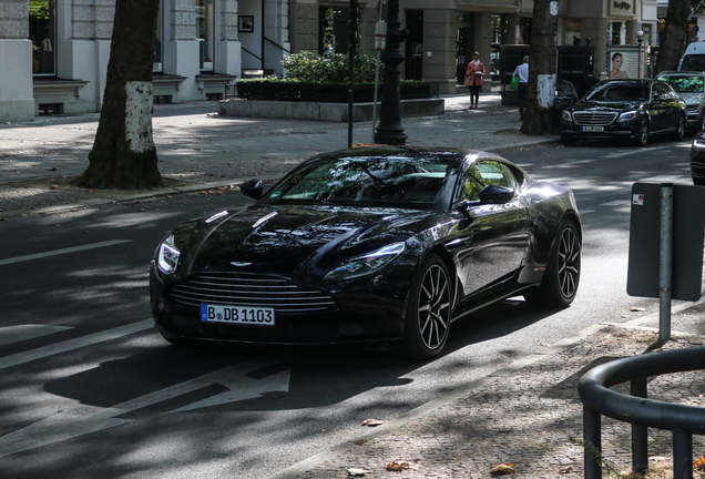 Aston Martin DB11