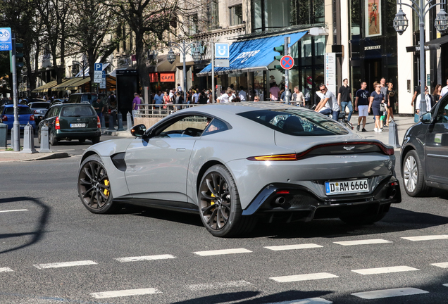 Aston Martin V8 Vantage 2018