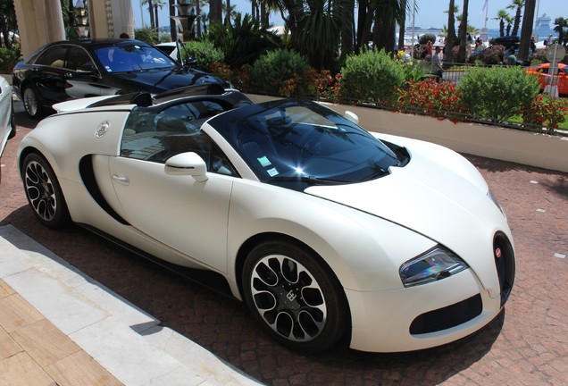 Bugatti Veyron 16.4 Grand Sport Sang Blanc