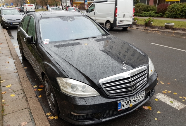 Mercedes-Benz S 65 AMG V221 2010