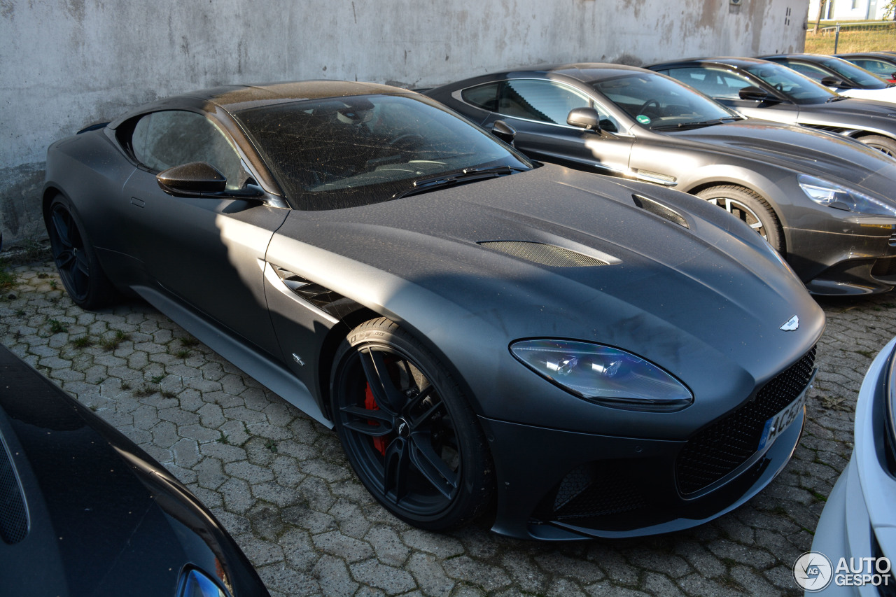 Aston Martin DBS Superleggera