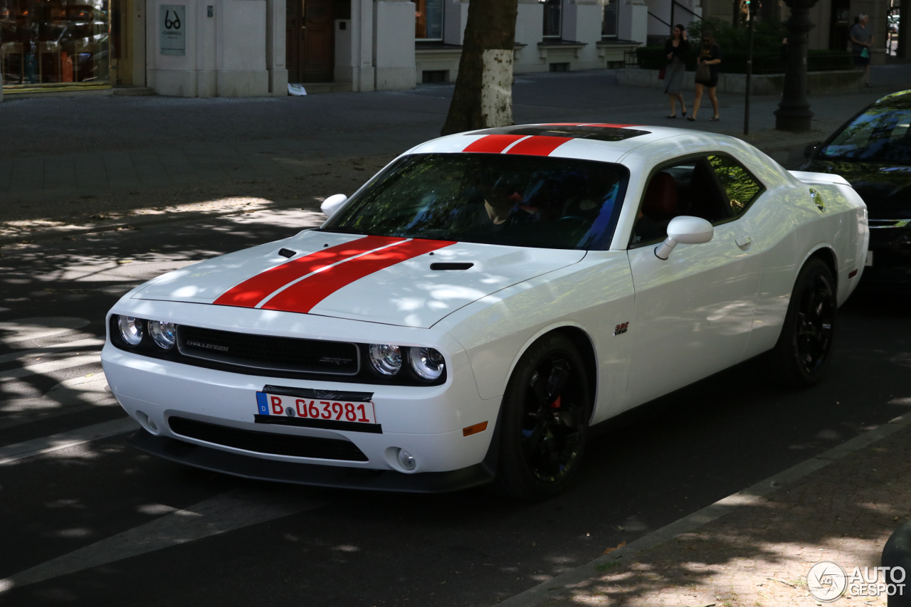 Dodge Challenger SRT-8 392