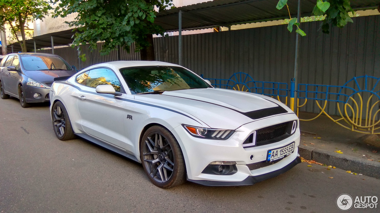 Ford Mustang RTR 2015