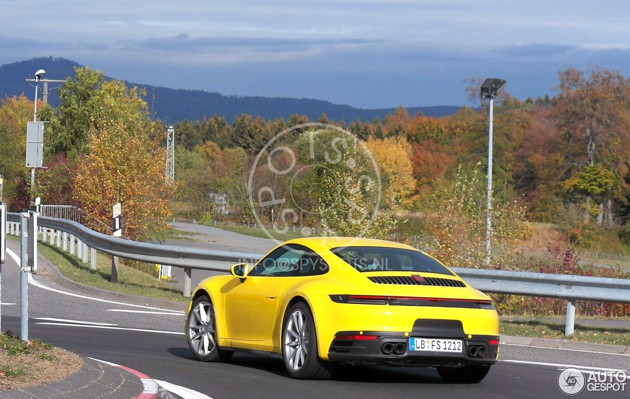 Porsche 992 Carrera 4S