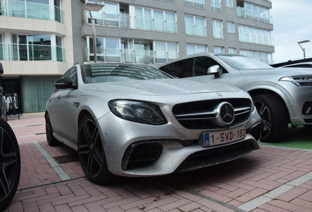 Mercedes-AMG E 63 S W213