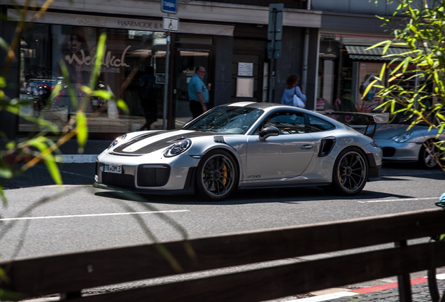 Porsche 991 GT2 RS Weissach Package