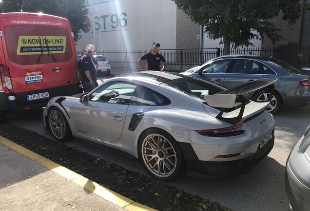 Porsche 991 GT2 RS Weissach Package