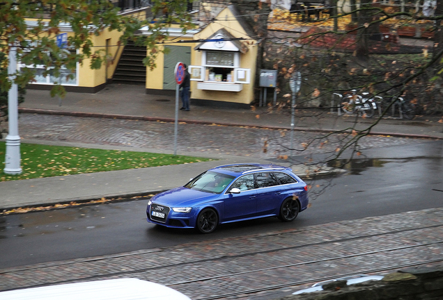 Audi RS4 Avant B8