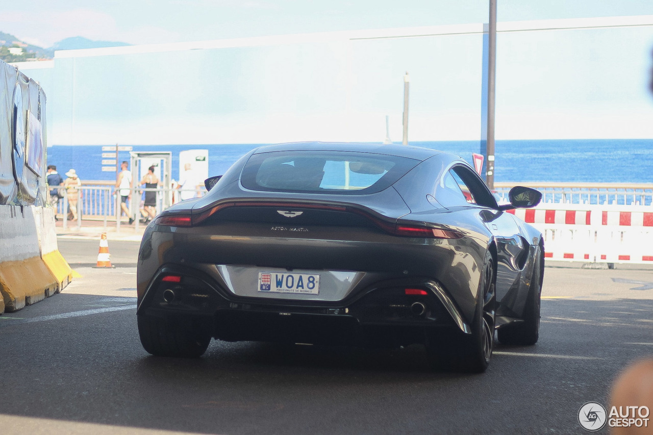 Aston Martin V8 Vantage 2018