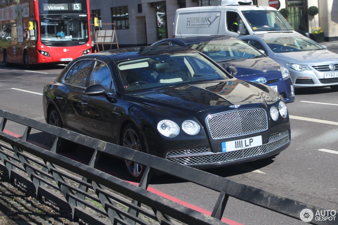 Bentley Flying Spur V8