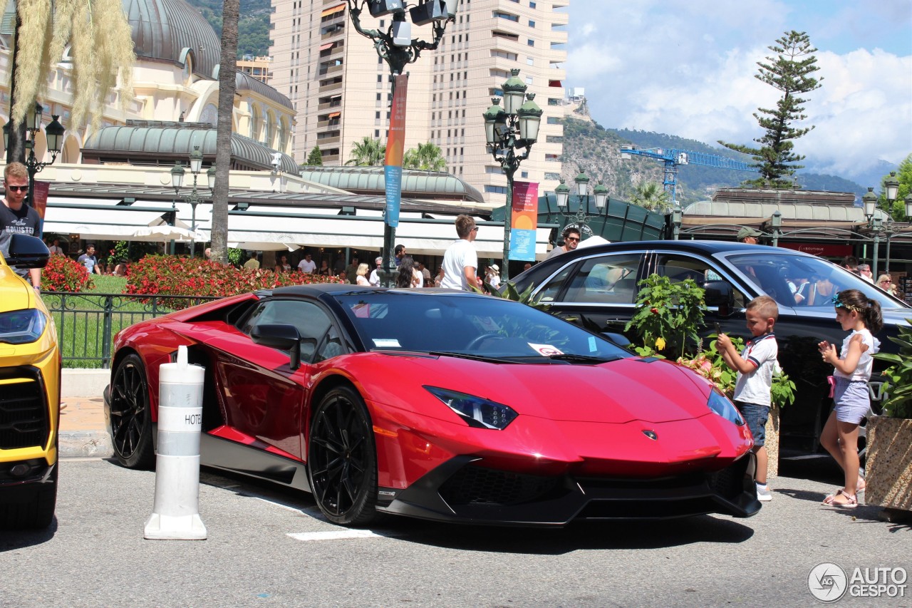 Lamborghini Aventador LP720-4 Roadster 50° Anniversario