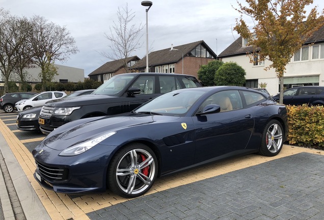 Ferrari GTC4Lusso