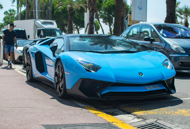 Lamborghini Aventador LP750-4 SuperVeloce Roadster