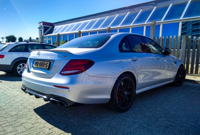 Mercedes-AMG E 63 S W213