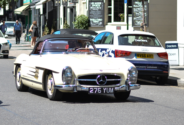 Mercedes-Benz 300SL Roadster