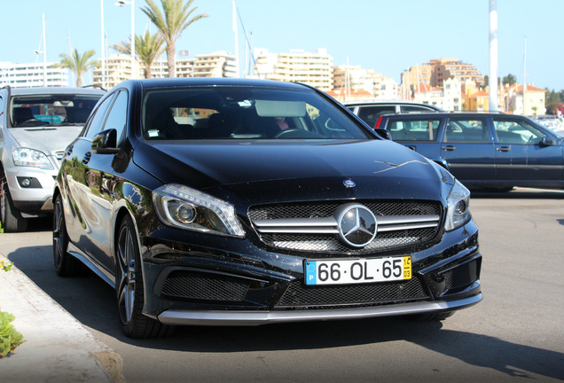 Mercedes-Benz A 45 AMG