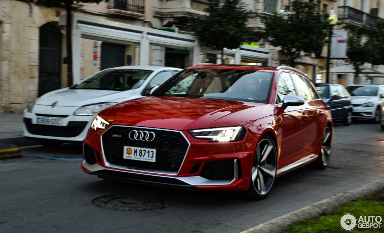 Audi RS4 Avant B9